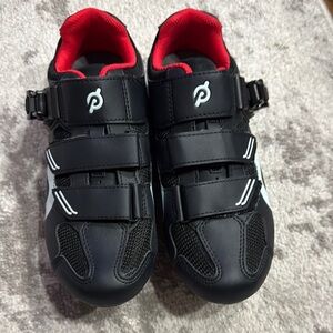 Peloton Black and Red Sneakers with Sporty Design